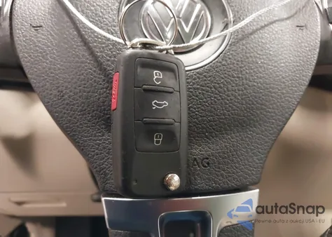 2015 Volkswagen Tiguan Sel z USA, uszkodzony, nr VIN WVGBV7AX5FW556580